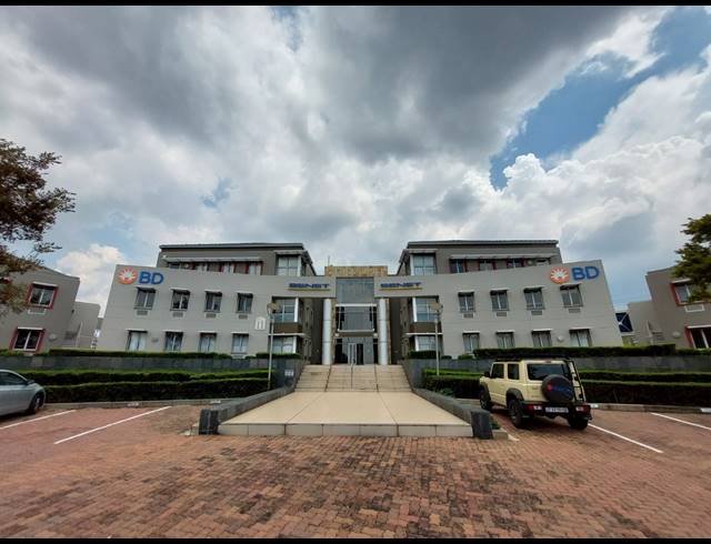 469M² OFFICE TO LET IN GREENSTONE HILL